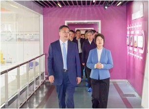 江蘇省政協(xié)主席張義珍一行就助力民營經(jīng)濟(jì)健康發(fā)展、高質(zhì)量發(fā)展來吳變進(jìn)行深度走訪調(diào)研